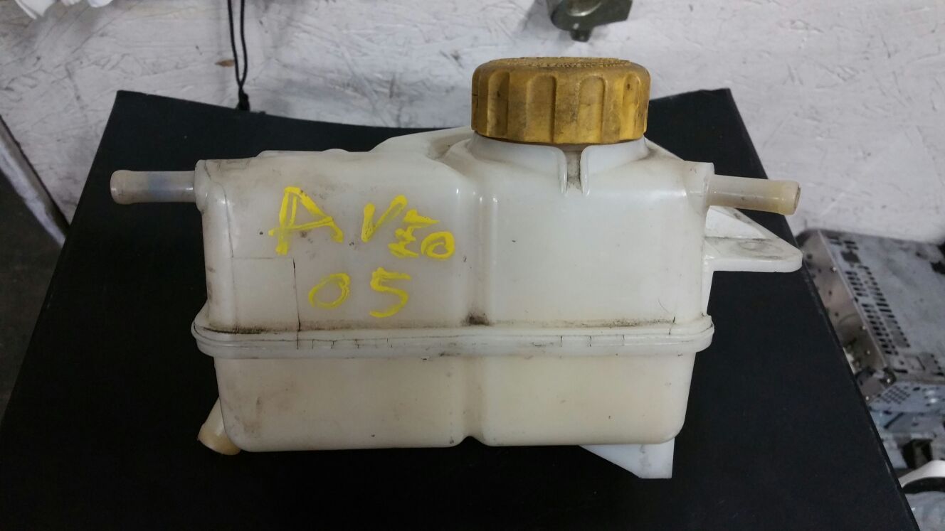 05 Aveo coolant reservour/tank