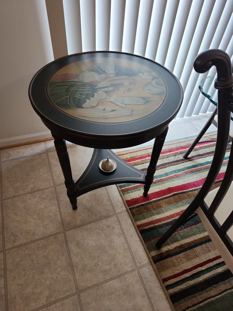 Round Table