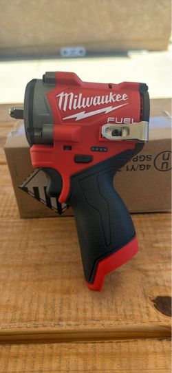 Milwaukee FUEL Compact Impact Wrench