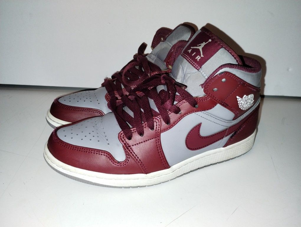 Nike Air Jordan 1 Mid Cherrywood DQ8426-615 Gray Red Sneakers Mens Size 8.5 .