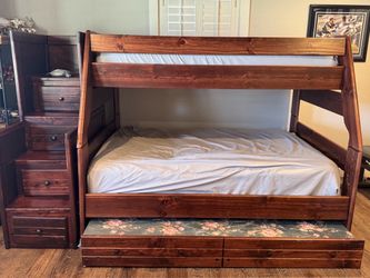 Bunk BedcTwin over Full w/trundle