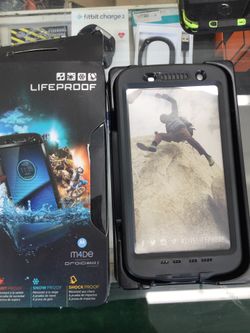 Lifeproof fre series waterproof case for Motorola droid maxx 2 black opened box