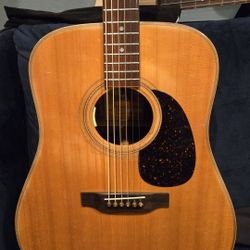 Alvarez Acoustic Guitar