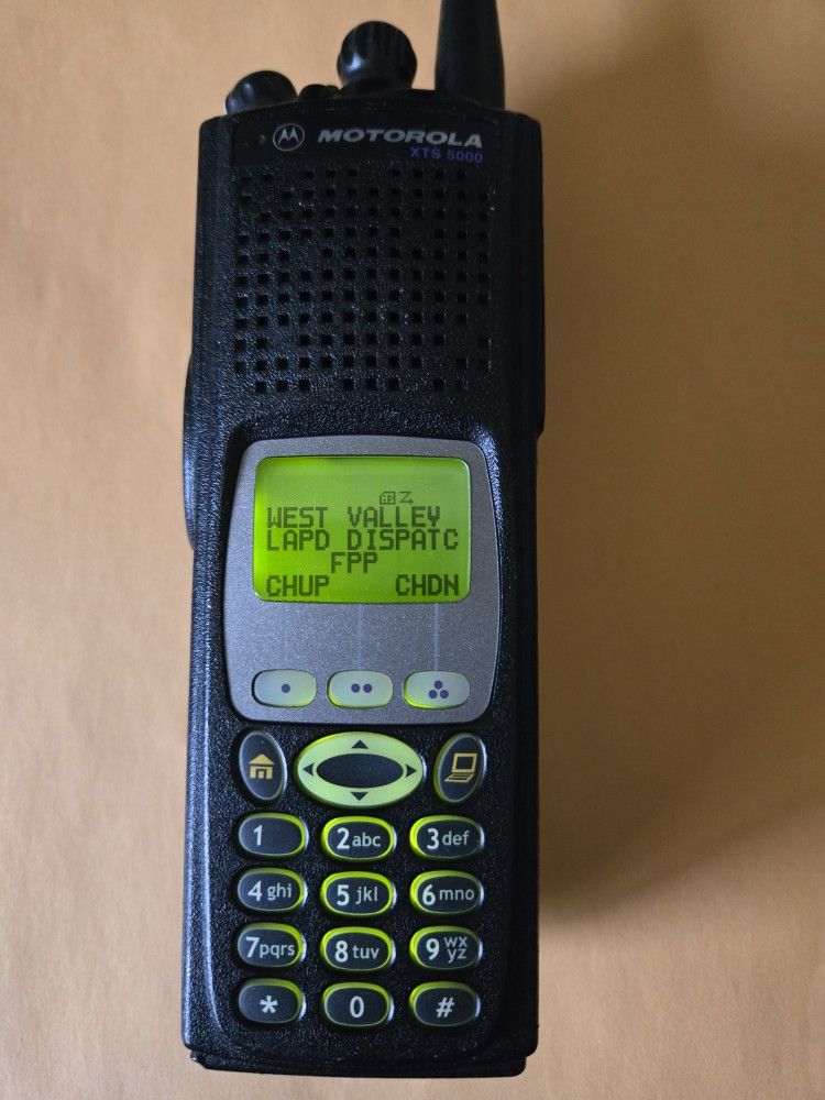 Motorola XTS 5000 Police Radio loaded w/ LAPD LASD LAFD LBPD *FPP