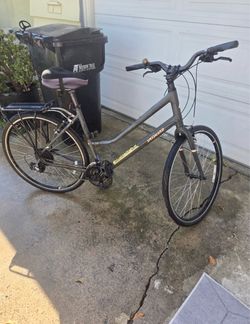 Specialized Alibi Hybrid Commuter Bike
