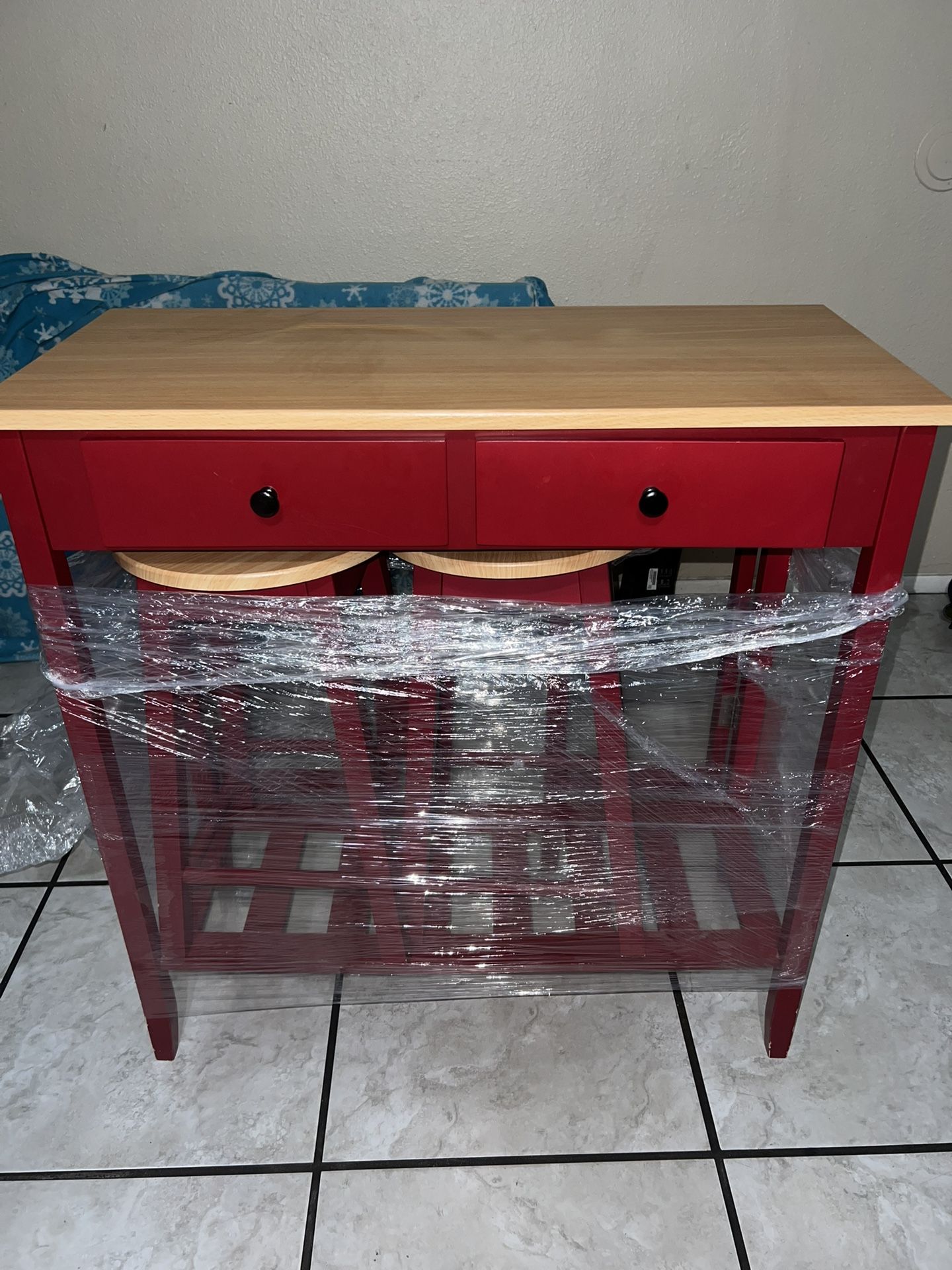 Red Breakfast/Kitchen Table For 2