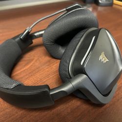 Corsair Void V2 Headphones