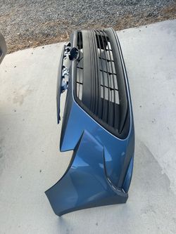 Corolla le 2020 and 2021 and 2022 and 2023 and  2024 front bumper