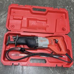 Milwaukee SAWZALL Reciprocating Saw Kit