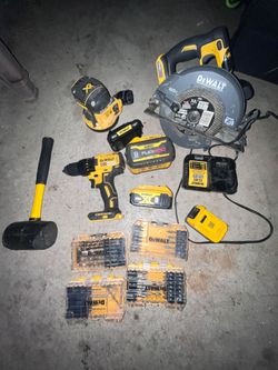 DeWalt 20v/60v tool accessory kit