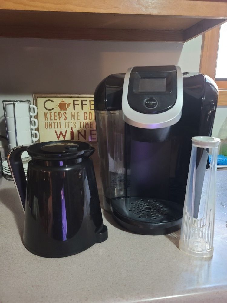 Keurig 2.0 with carafe and filter