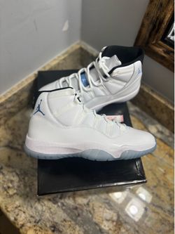 Jordan 11 Columbia