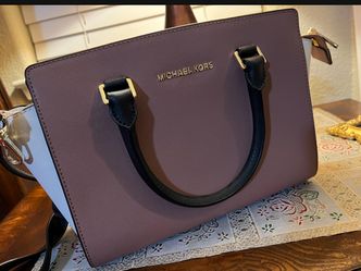 Mk Bag Used Twice . Very Good Conditions 