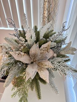 Christmas Centerpiece – Holiday Decor