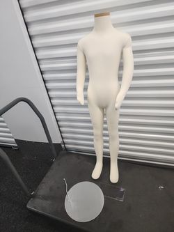 Mannequin- children's