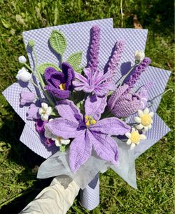 Crochet purple lily and white African Daisy bouquet