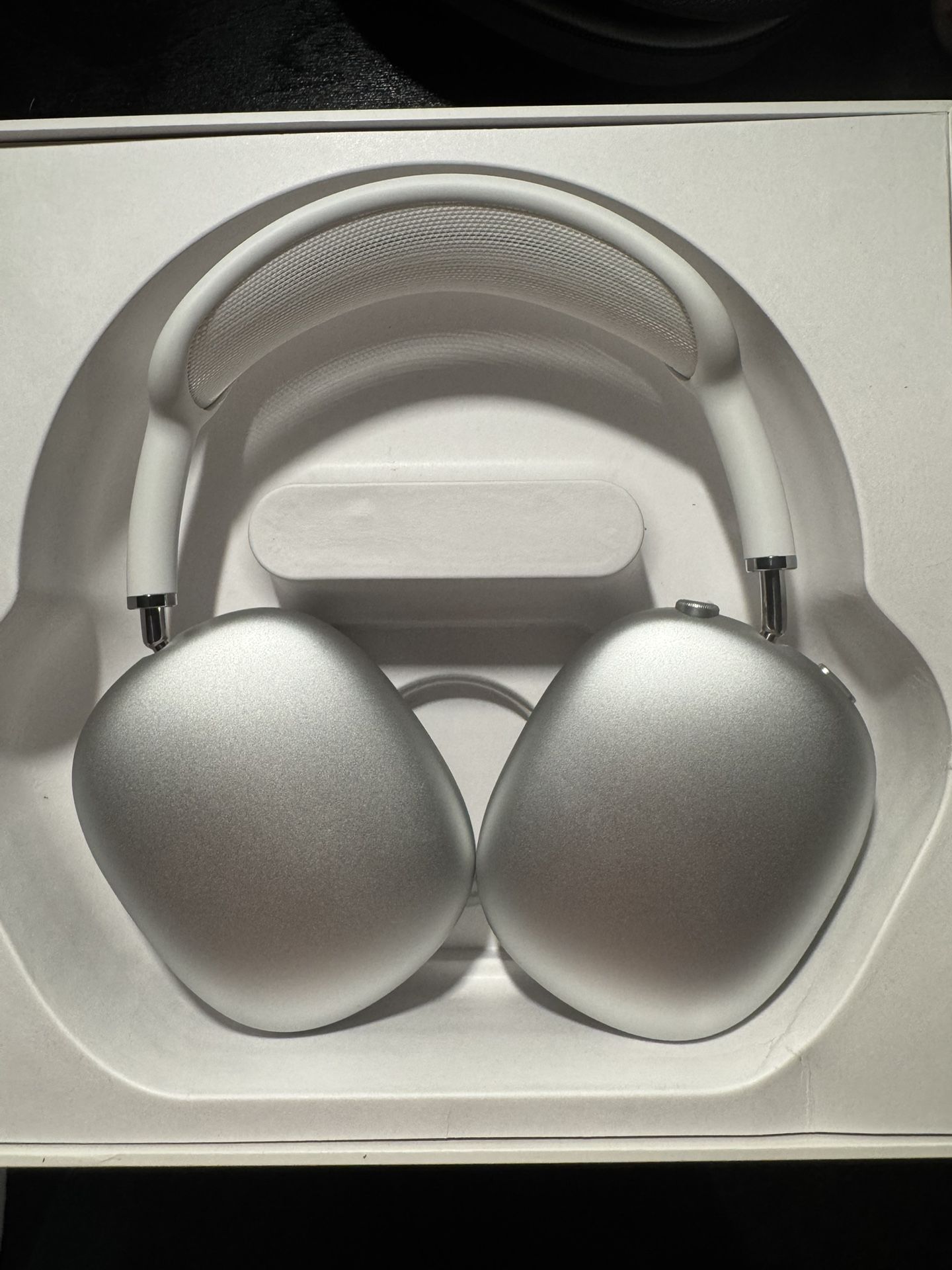 Airpod Max First Gen