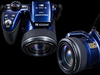 Kodak PIXPRO AZ528 Digital Bridge Camera