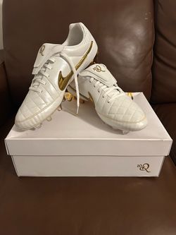Nike Tiempo Legend 10R Soccer Cleats White Gold