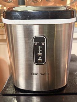 Frigidaire Ice Maker