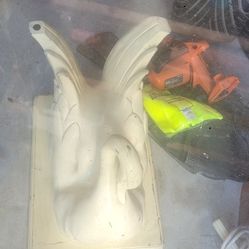 Duck Round Glass Table 