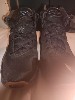 LeBron X111 black lion Nike