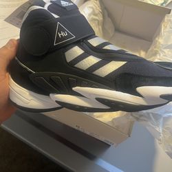 Adidas Pharrell Hu Basketball Size 10.5