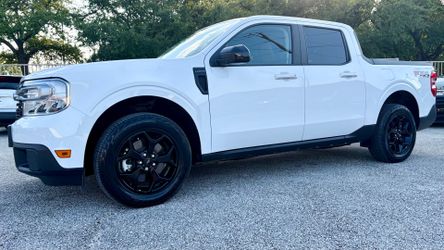 2024 Ford Maverick Lariat