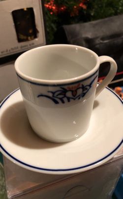 Set of 4 Demitasse cup & saucer