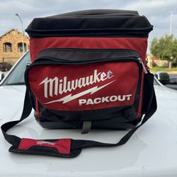 Milwaukee Pack out Soft Cooler 