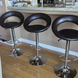 Modern Dark Brown Swivel Bar Stools – Adjustable – Set of 3 – Great Condit