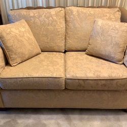 Custom Made Love Seat in Flawless Condition