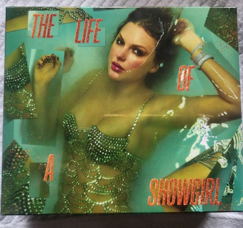 Taylor Swift Limited Edition Box  (Life Of A Show Girl
