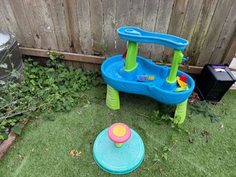 Free water table and spinner