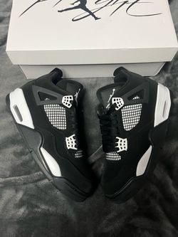 Jordan 4 white thunder