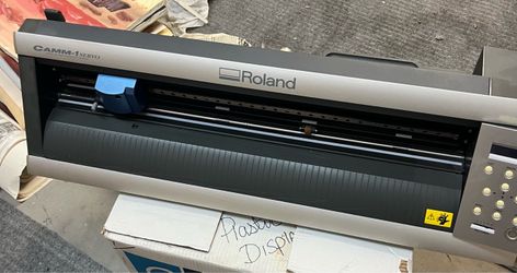 Roland CAMM-1 Servo GX-24 vinyl cutter