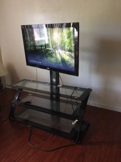 40 inch tv and tv stand
