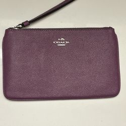 New Coach Leather Wristlet 