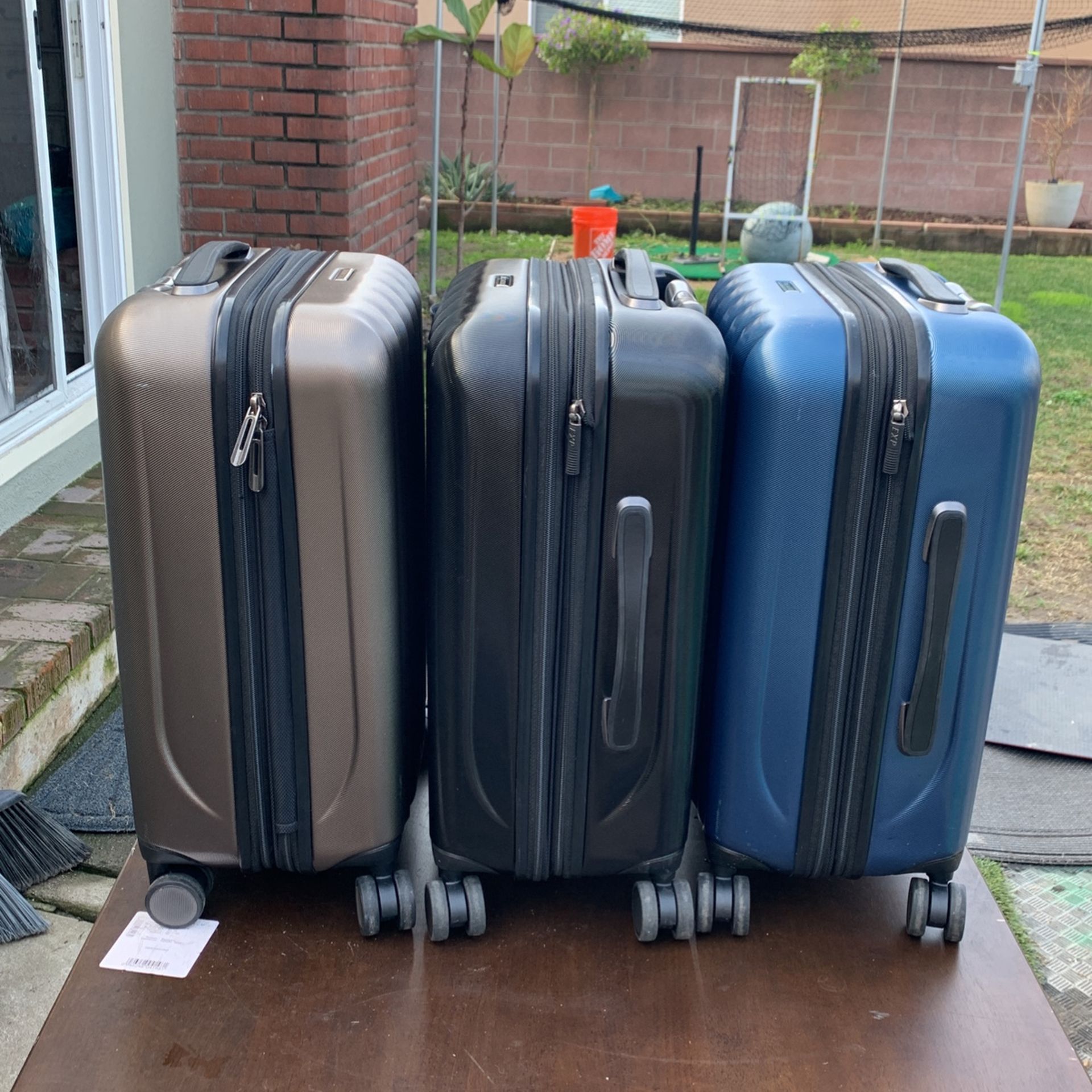 Ricardo Big Sur Hard-side Carry-on 22" With USB Charger Price For Each