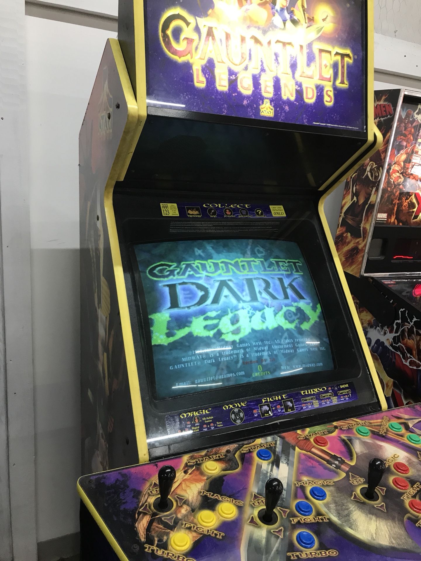 Gauntlet Dark Legacy Arcade Game