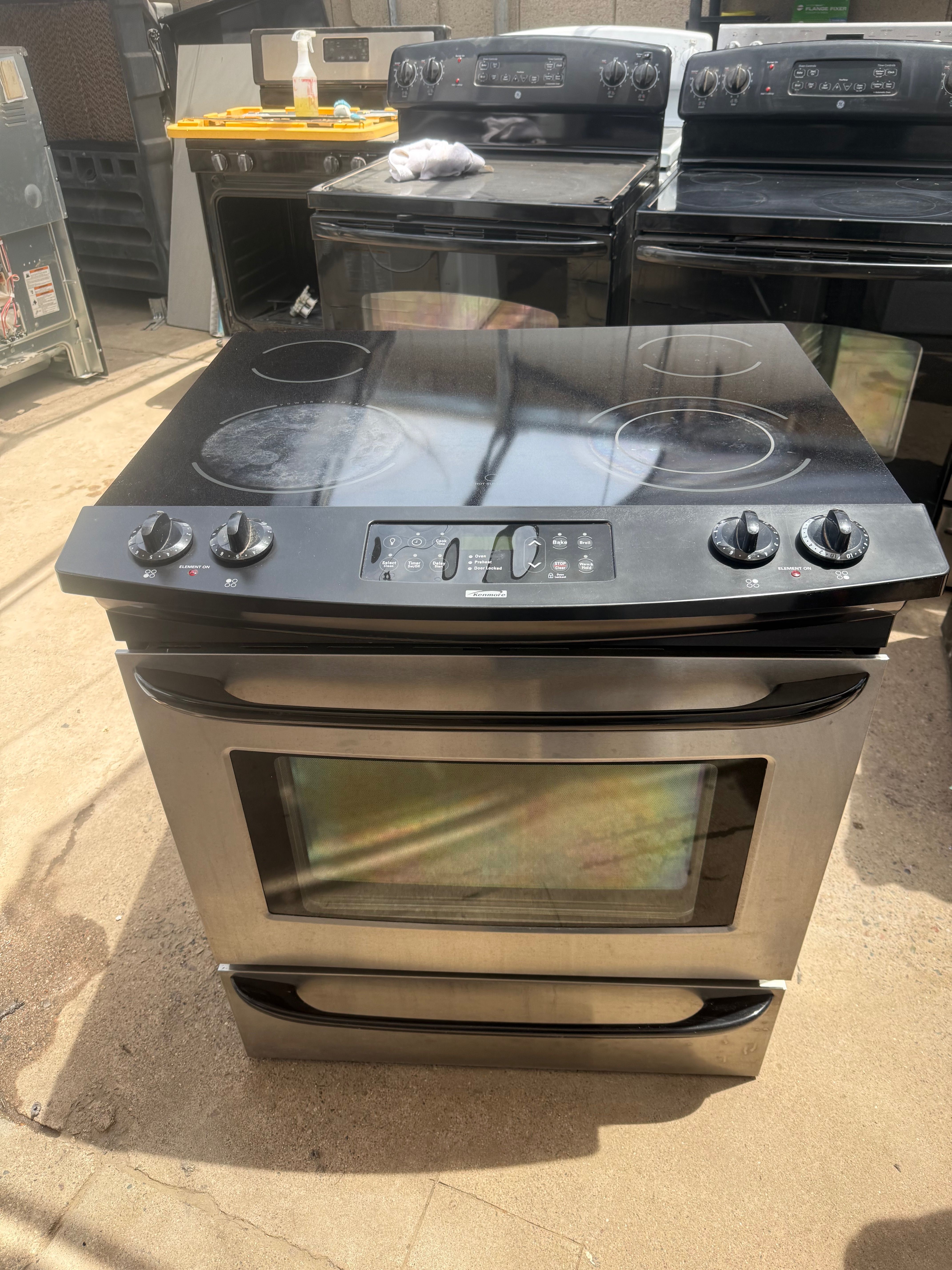 KENMORE ELECTRIC FLAT TOP STOVE/ OVEN RANGE