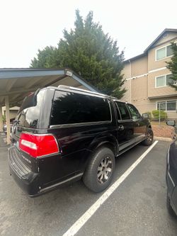 Lincoln Navigator