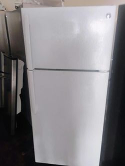 Top Mount Refrigerator White