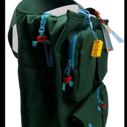 Geniune Lego Weekender Tote Bag ,Ext. Pockets real Lego Brick Zipper Holder