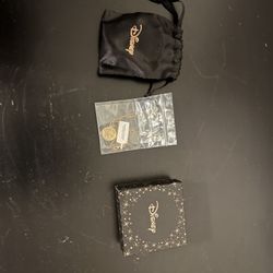 Disney The Little Mermaid necklace and chain 