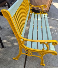PARK BENCH