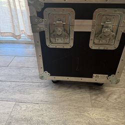 Arrow 93FM Road Case Custom Side Table