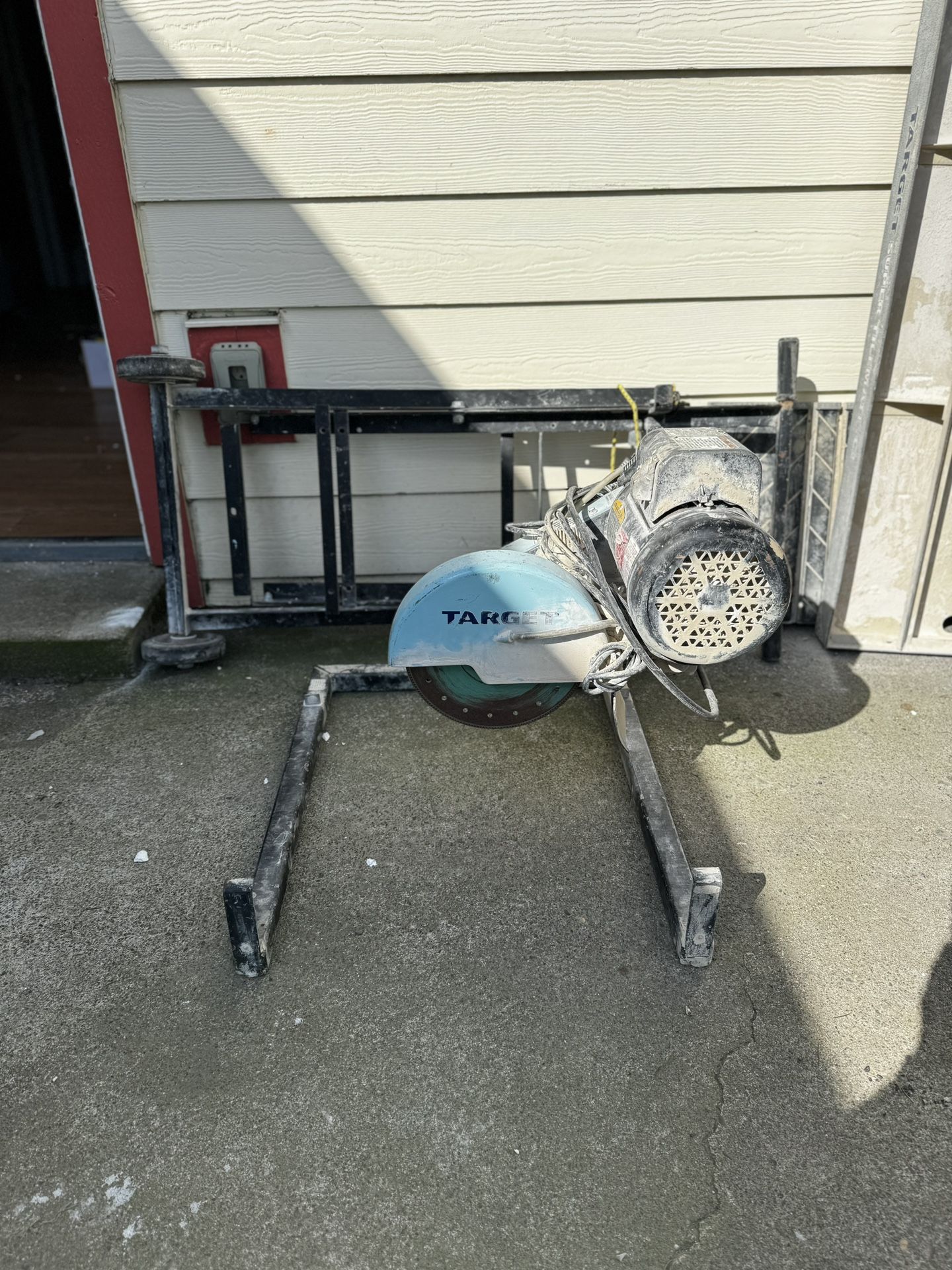 Tile Saw