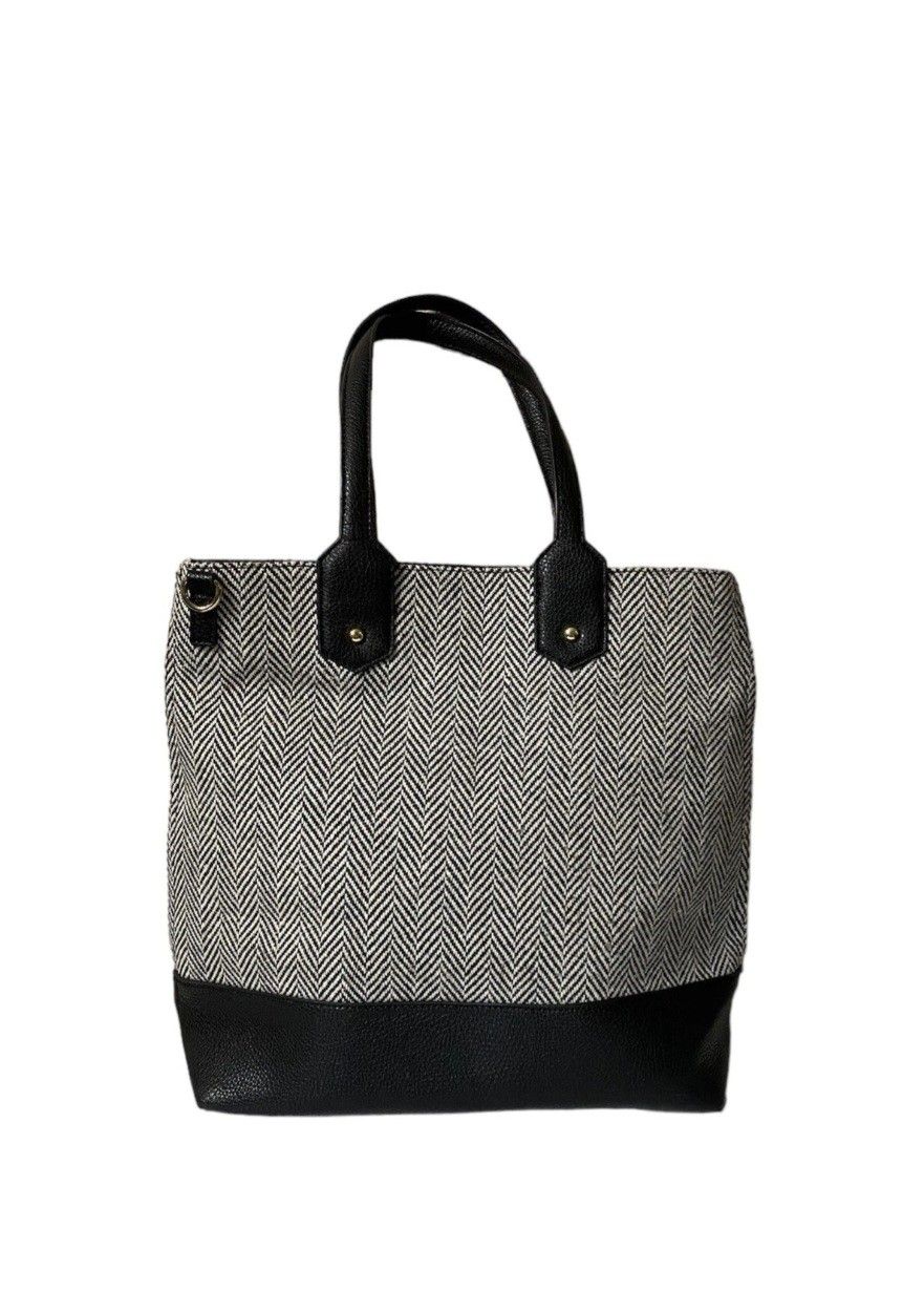 Charming Charlie Houndstooth black tote bag purse