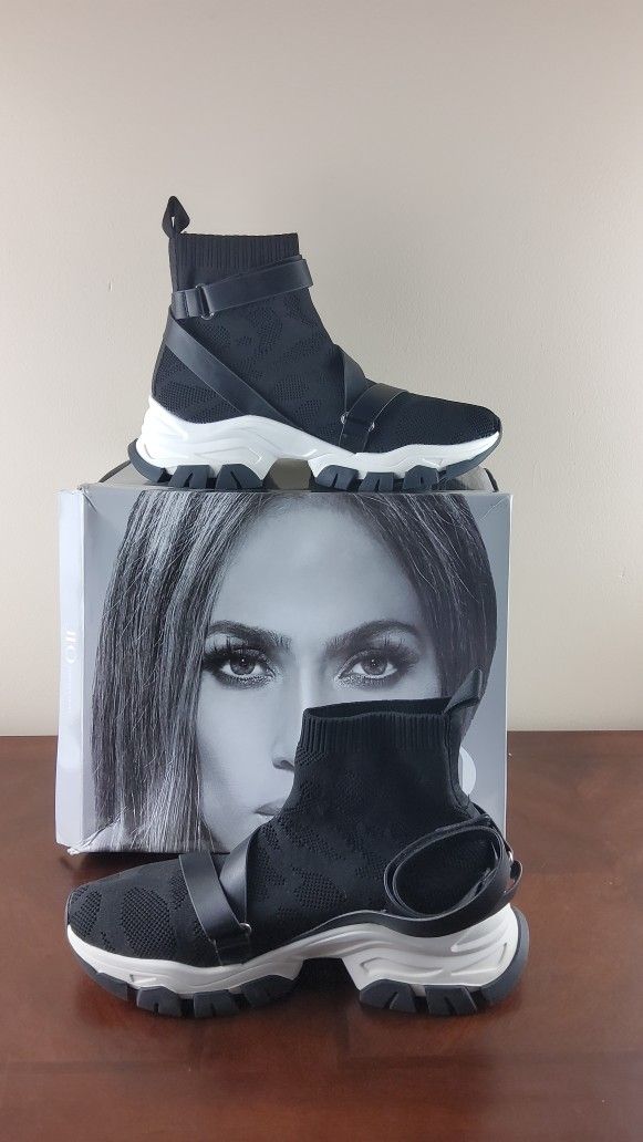 JLO by Jennifer Women's Cement 82 Size 10M